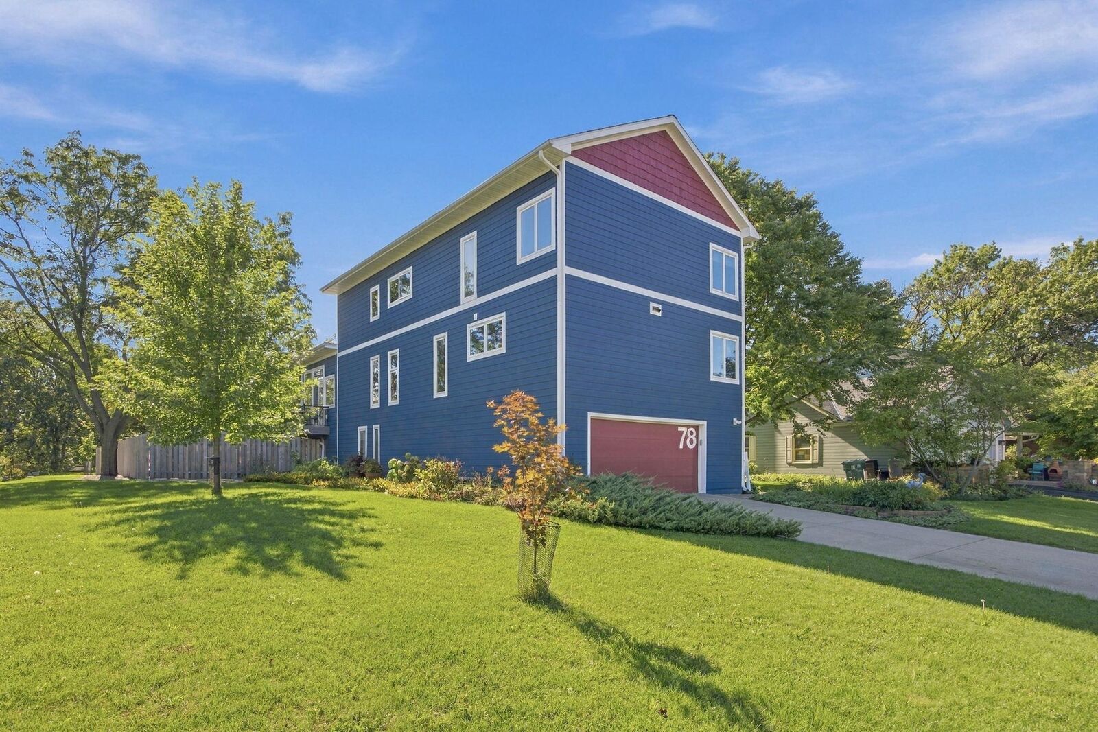 Property Photo:  78 Bridgewater Drive  MN 55127 