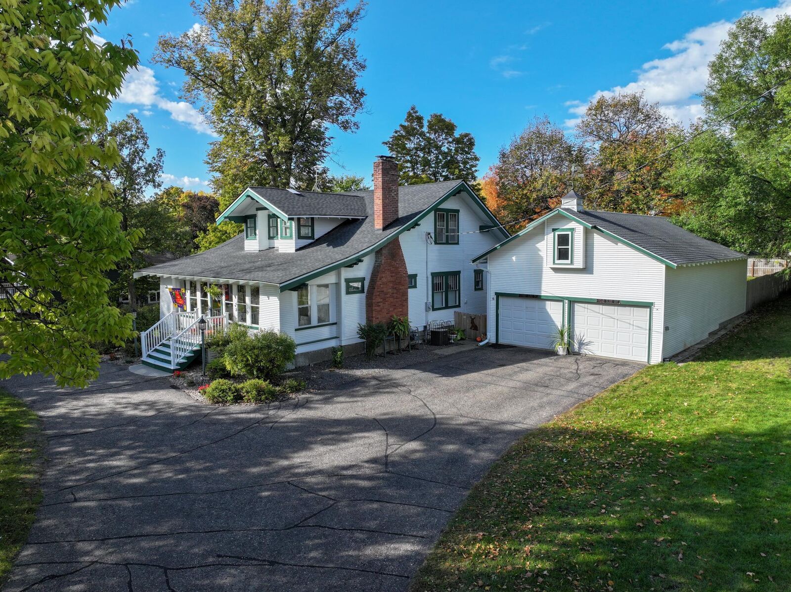 Property Photo:  3308 N Nokomis NE  MN 56308 