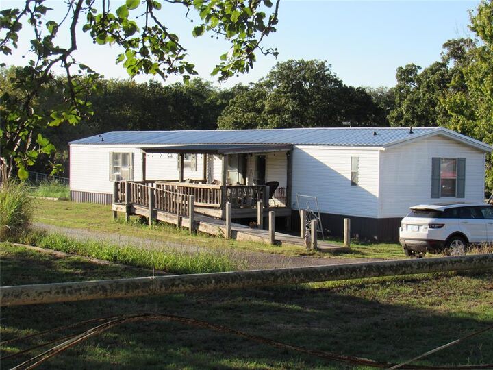 Property Photo:  37304 Lake Road  OK 74801 