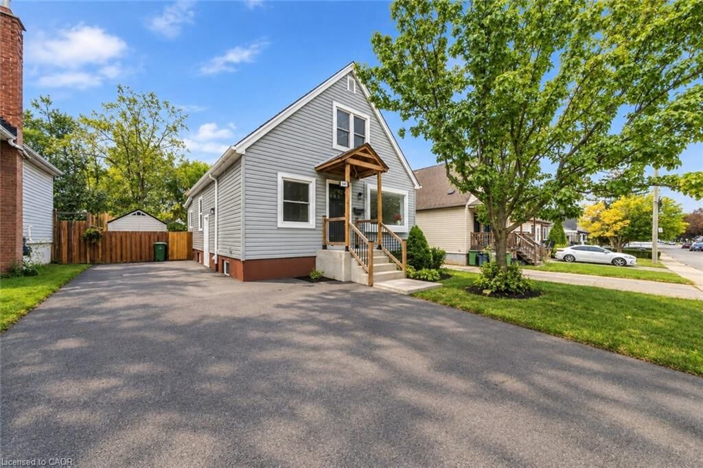Property Photo:  294 East 28th Street  ON L8V 3J3 