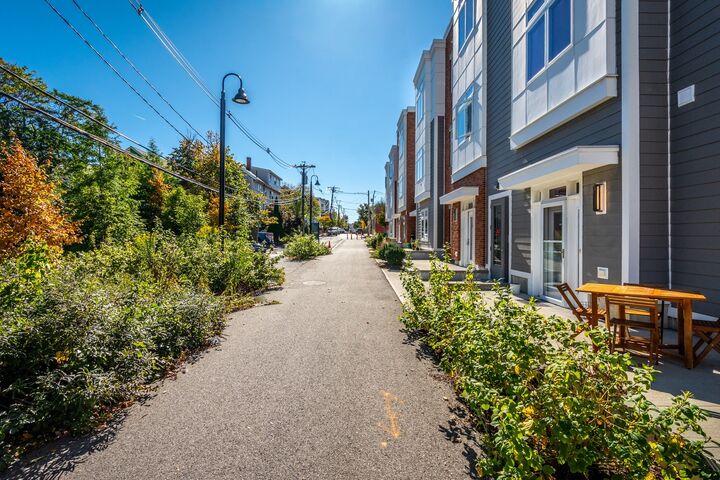 Property Photo:  60 Cross St E 106  MA 02145 