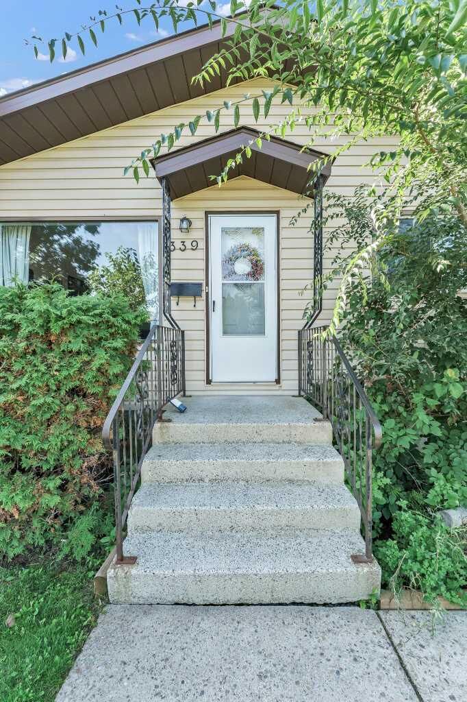 Property Photo:  339 Ross Glen Drive SE  AB T1B 1Y3 