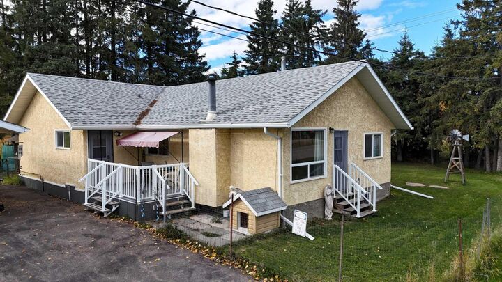 Property Photo:  1892 63 Street  AB T7E 1S5 