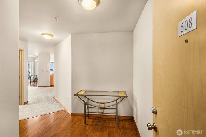Property Photo:  2824  Grand Ave A508  WA 98201 