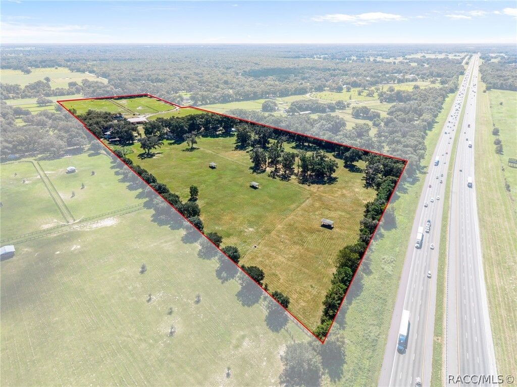 Property Photo: 17454 S Highway 475 FL 34491