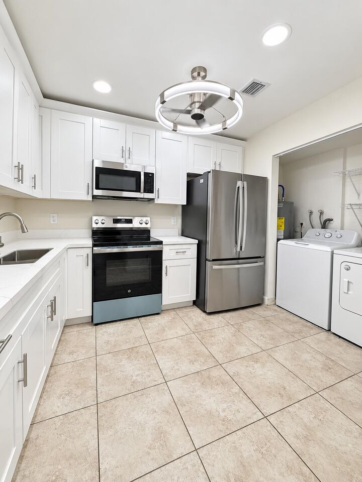 Property Photo:  1911 NW 94th Avenue 101A  FL 33071 
