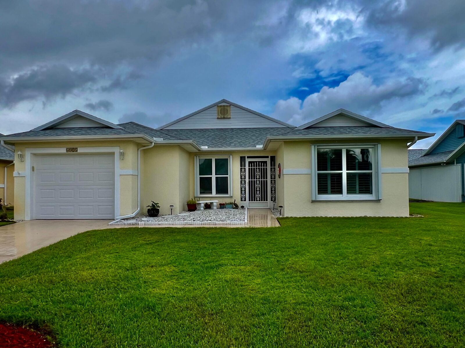 Property Photo:  6025 Adonidia Place  FL 34982 