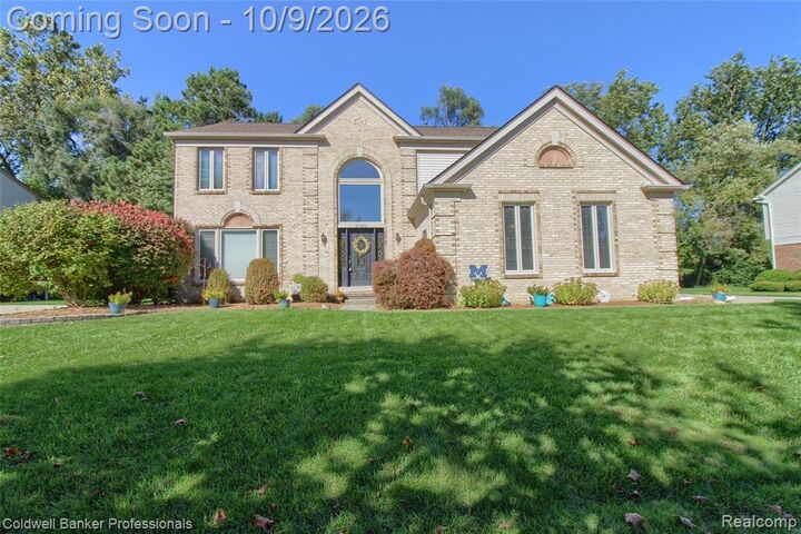 Property Photo:  47166 Glenhurst Drive  MI 48187 