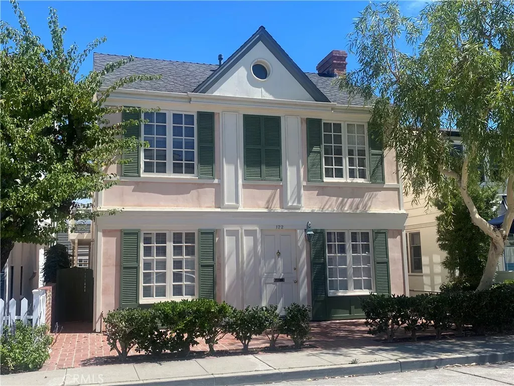 Property Photo:  122 Crystal  CA 92662 