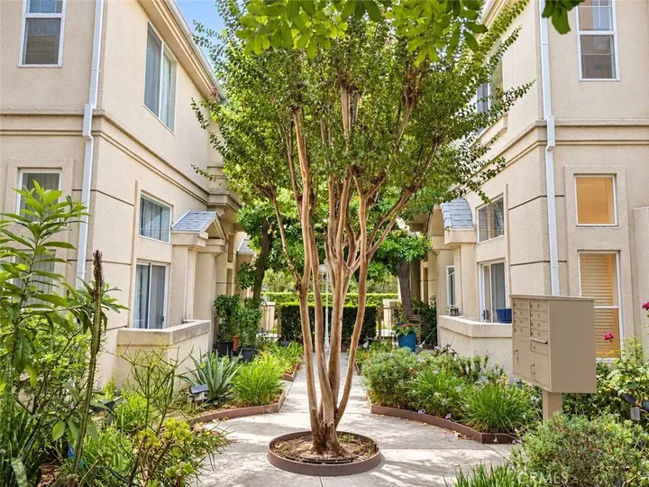 Property Photo:  15756 Devonshire Street  CA 91344 