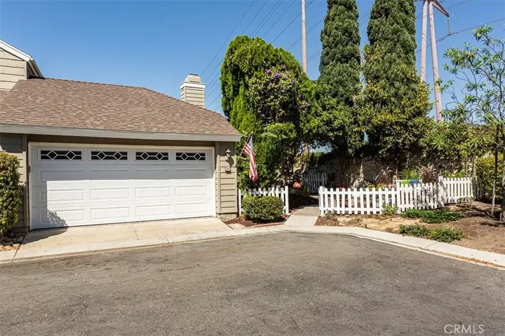 Property Photo: 24 Riverstone CA 92606