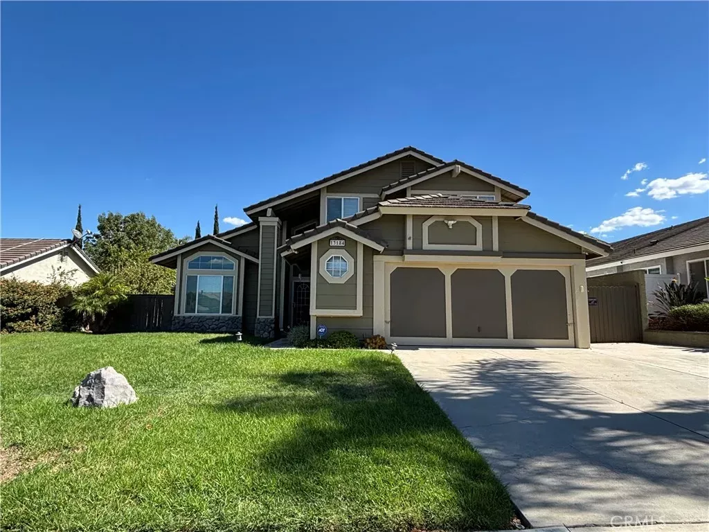 Property Photo: 13184 March CA 92879