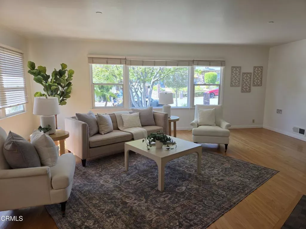 Property Photo: 442 Crestview Place CA 91016