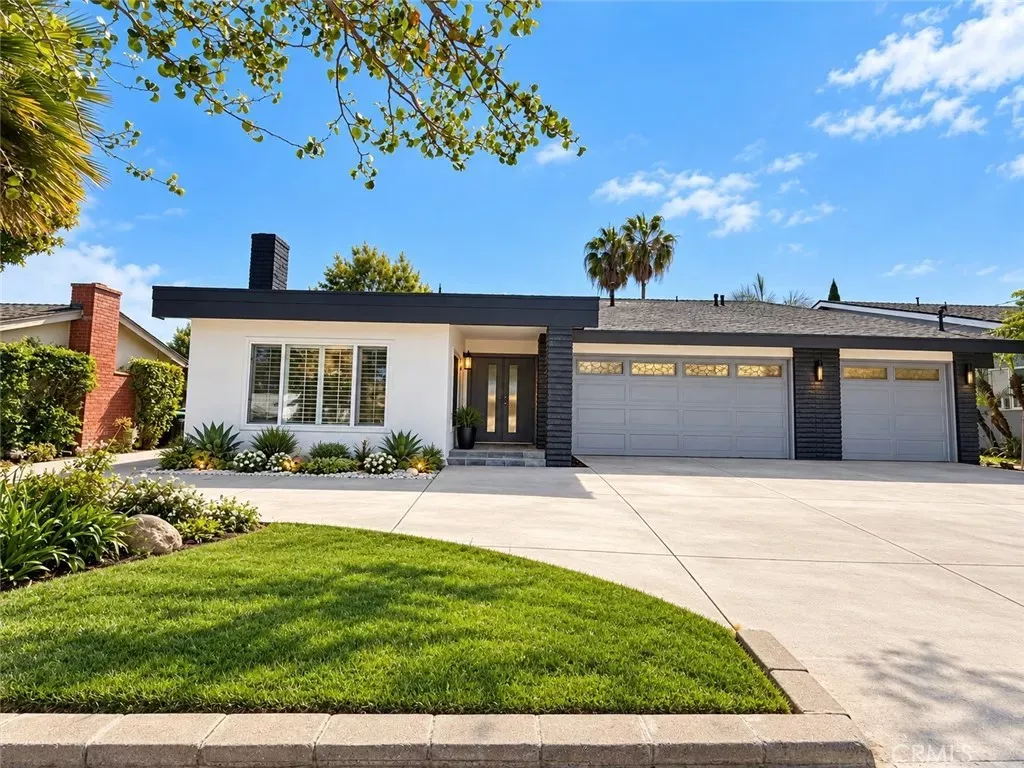 Property Photo:  635 Plumer Street  CA 92627 