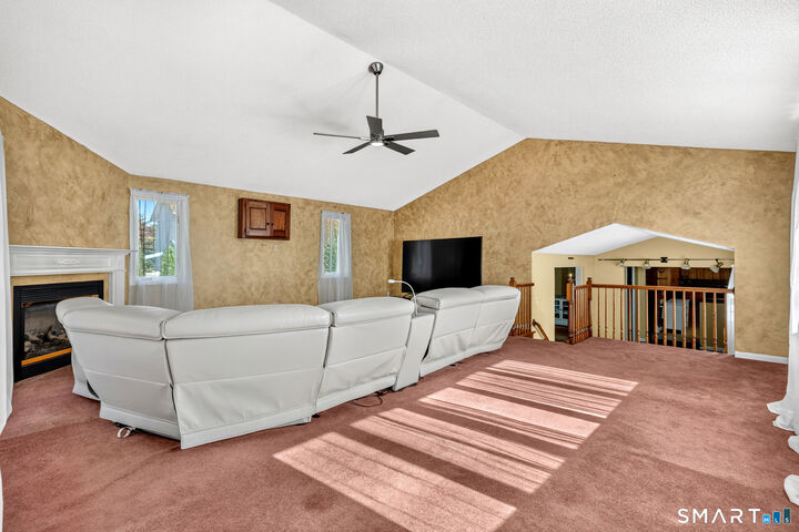Property Photo:  1355 Poquonock Avenue  CT 06095 