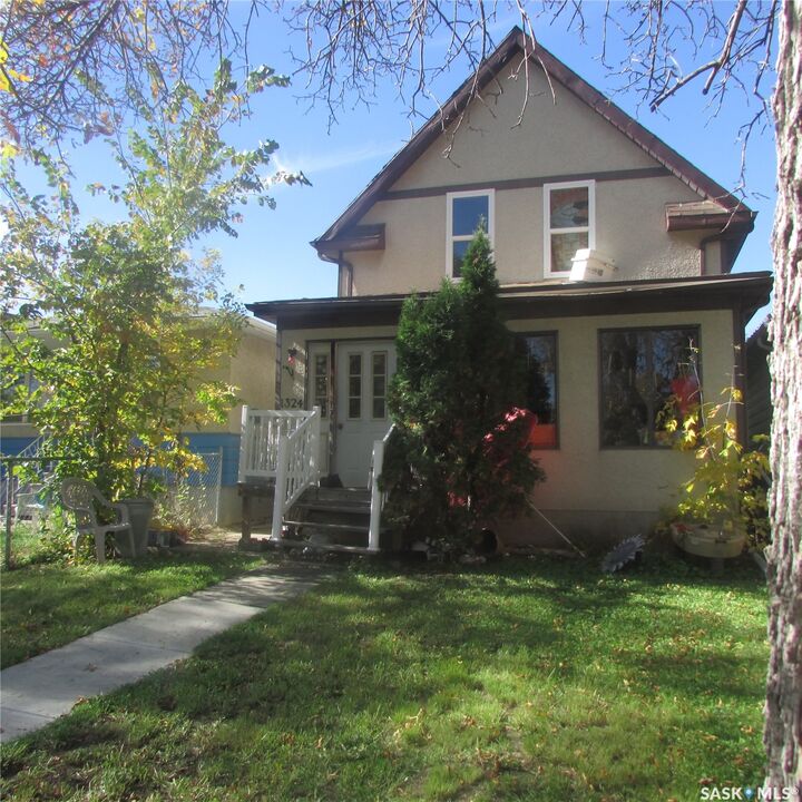 Property Photo:  1324 Montague Street  SK S4T 3H9 