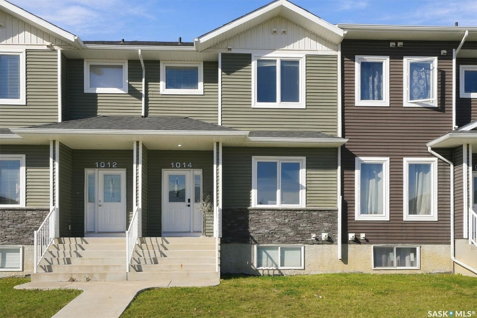 Property Photo:  1014 Evergreen Boulevard  SK S7W 0V9 