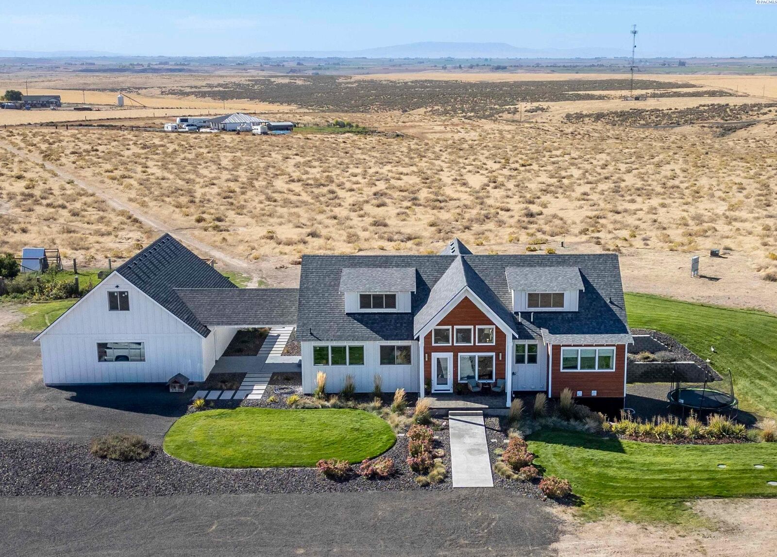 Property Photo:  842 Stastney Road  WA 99330 