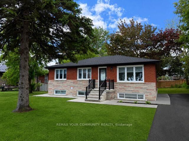 Property Photo:  130 Simcoe Road Main  ON L3Z 1Y2 