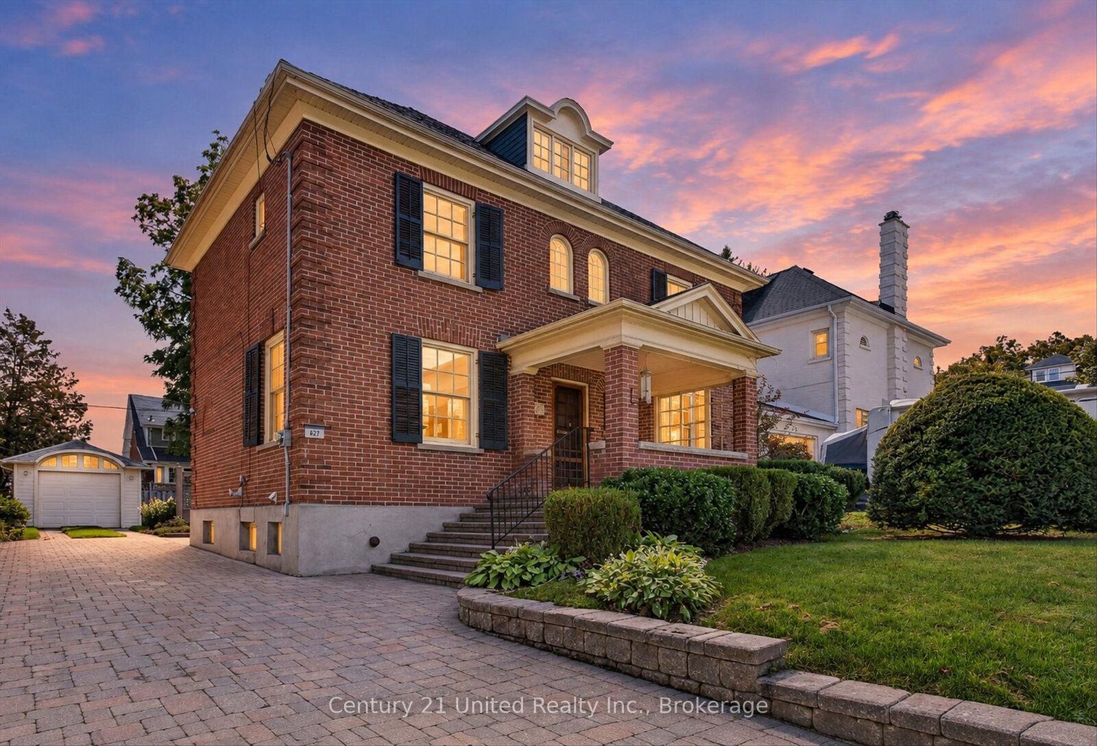 Property Photo:  627 Gilmour Street  ON K9J 4T9 