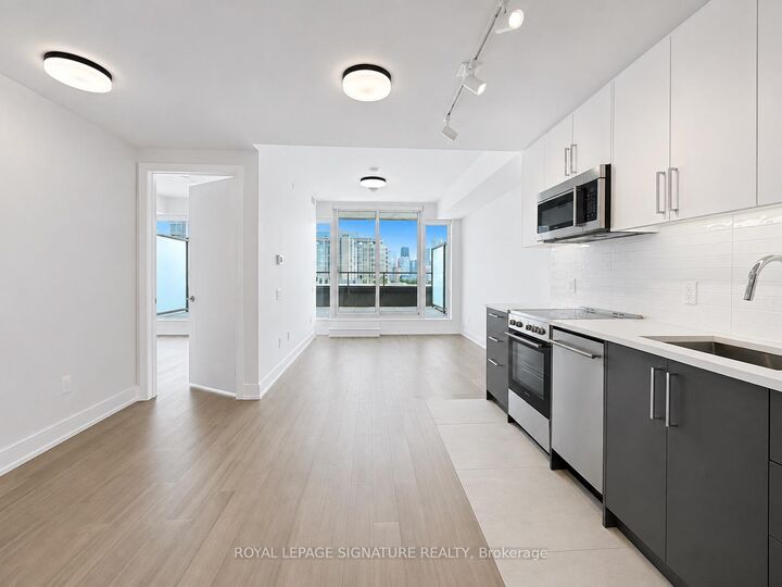 Property Photo:  664 Spadina Avenue 1005  ON M5S 0G4 