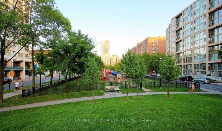 Property Photo: 65 Scadding Avenue 501 ON M5A 4L1