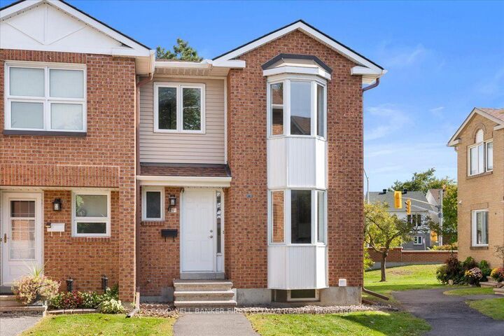 Property Photo:  2F Castlebrook Lane  ON K2G 5E2 