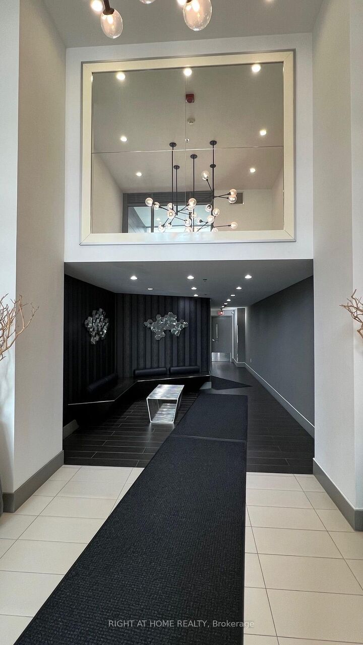 Property Photo: 90 Trinity Street 602 ON M5A 0E4