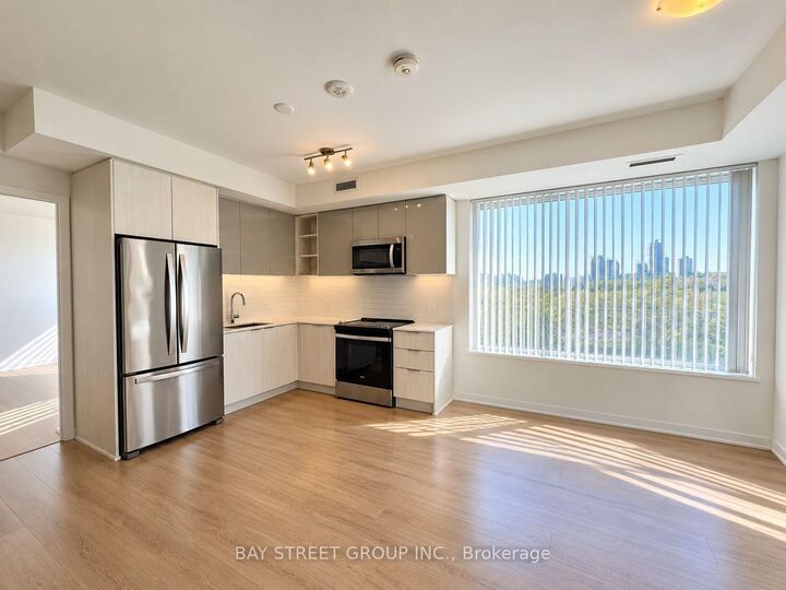 Property Photo:  25 Holly Street 509  ON M4S 0E3 