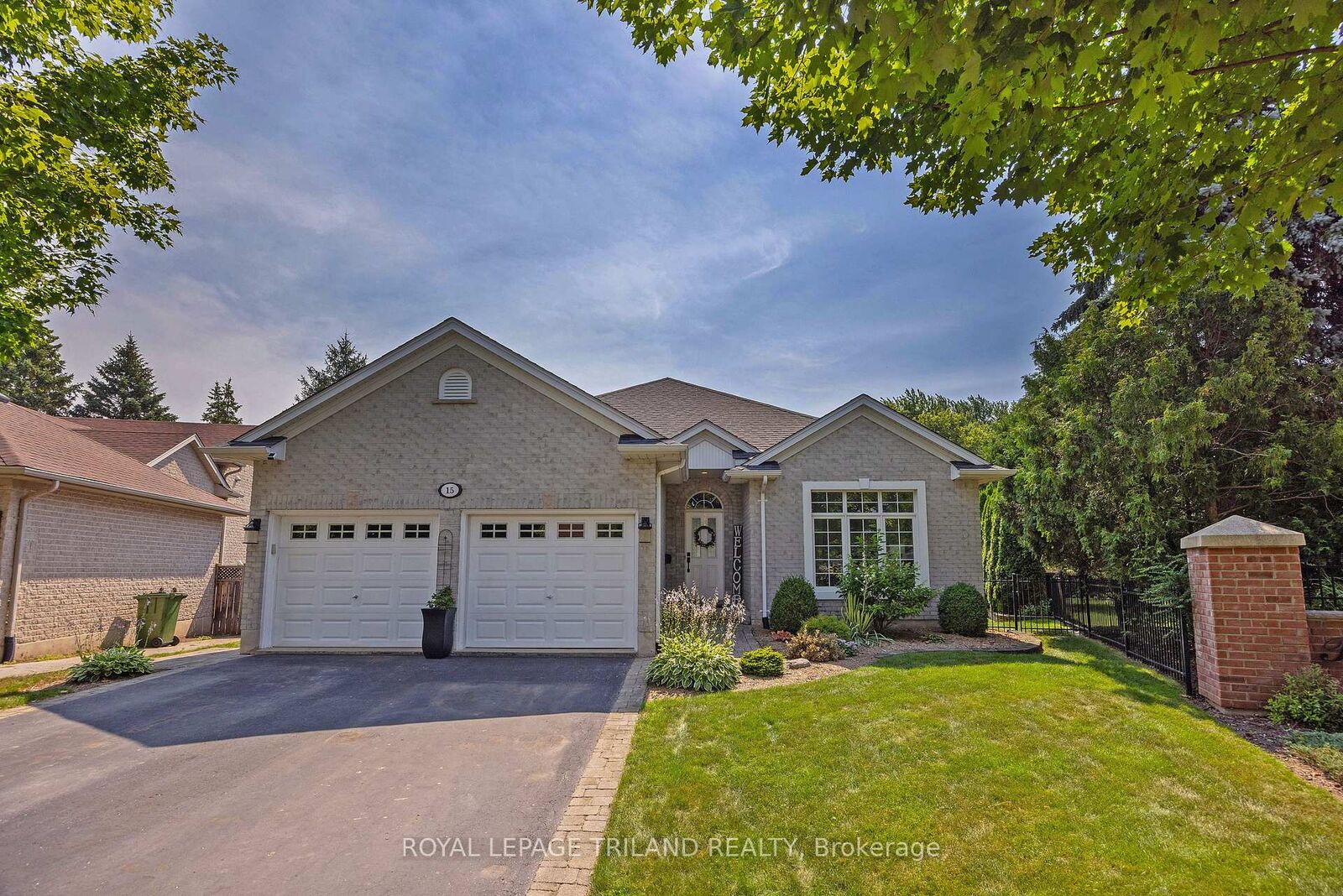 Property Photo:  15 Augusta Crescent  ON N5R 6J8 