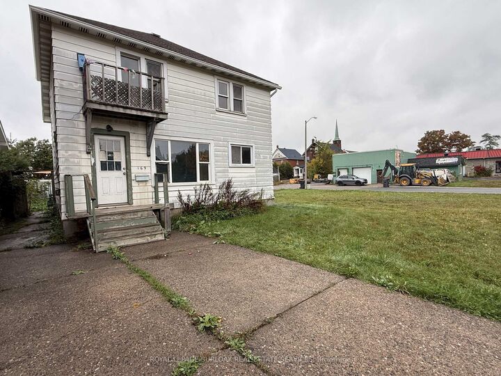 Property Photo:  169 Huron Street  ON P6A 1R2 