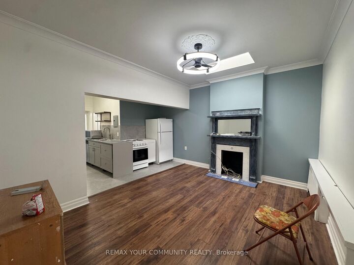 Property Photo:  358 Main Street W #1  ON L8P 1K2 