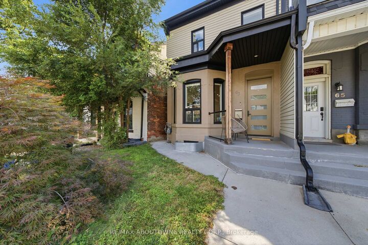 Property Photo:  63 Smith Avenue  ON L8L 5P2 