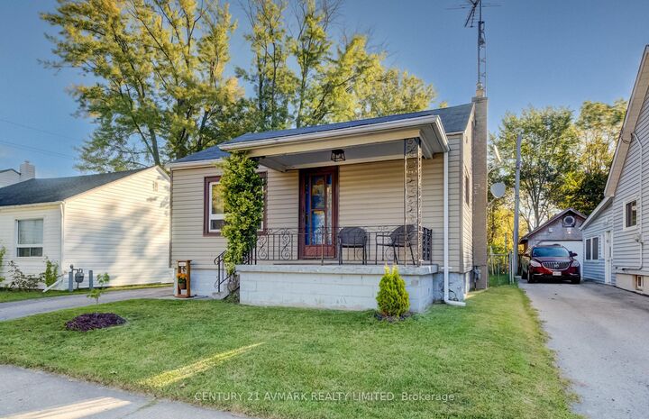 Property Photo:  48 Dunkirk Road  ON L3B 2N6 