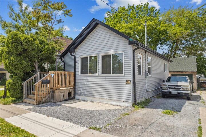 Property Photo: 33 North Street ON L2R 2S3
