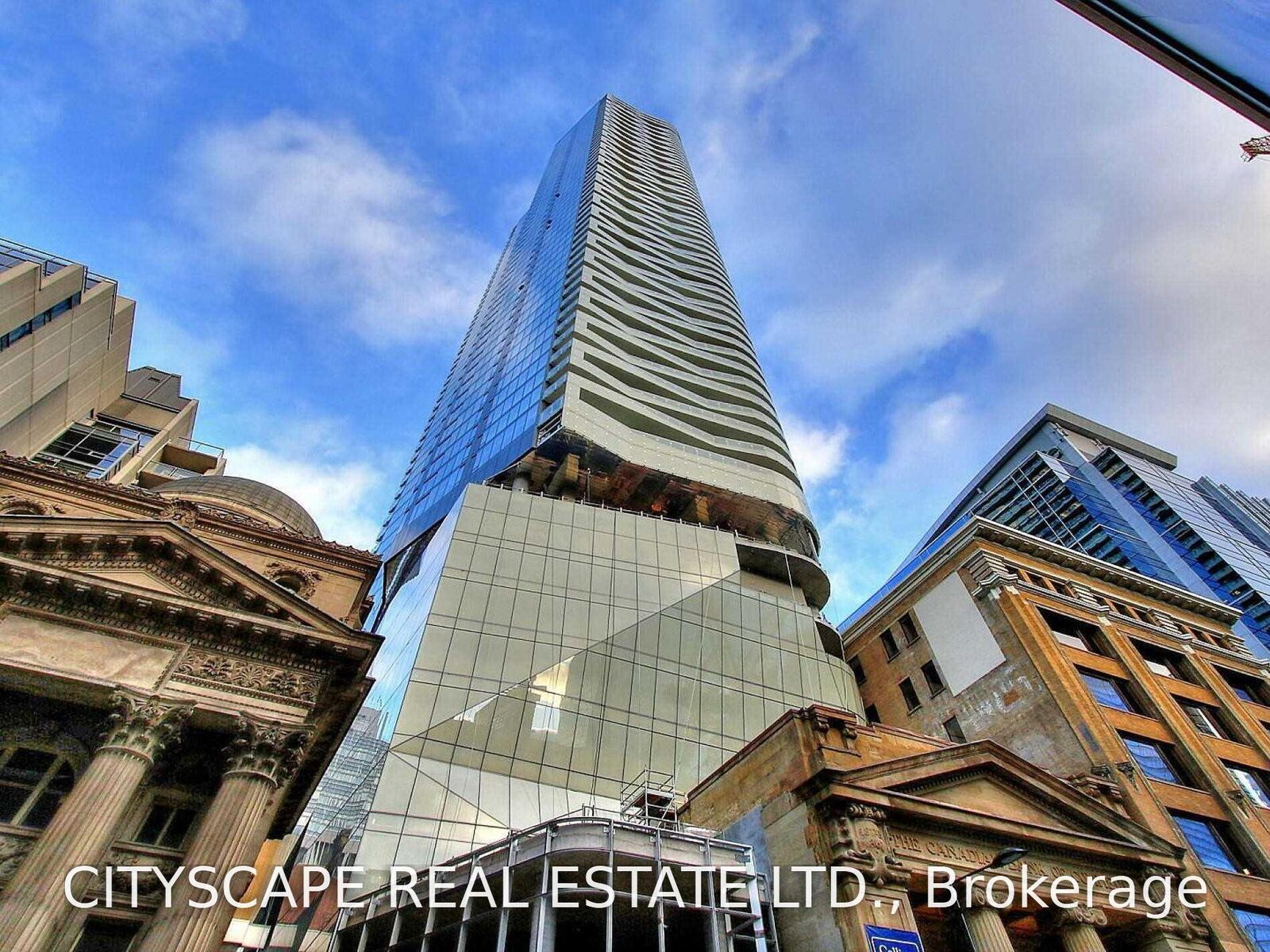 Property Photo:  197 Yonge Street 1504  ON M5B 1M4 