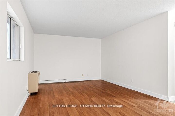 Property Photo:  244 Westhaven Crescent  ON K1Z 7G3 