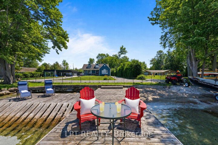 Property Photo:  173 Lake Drive E  ON L4P 3E9 
