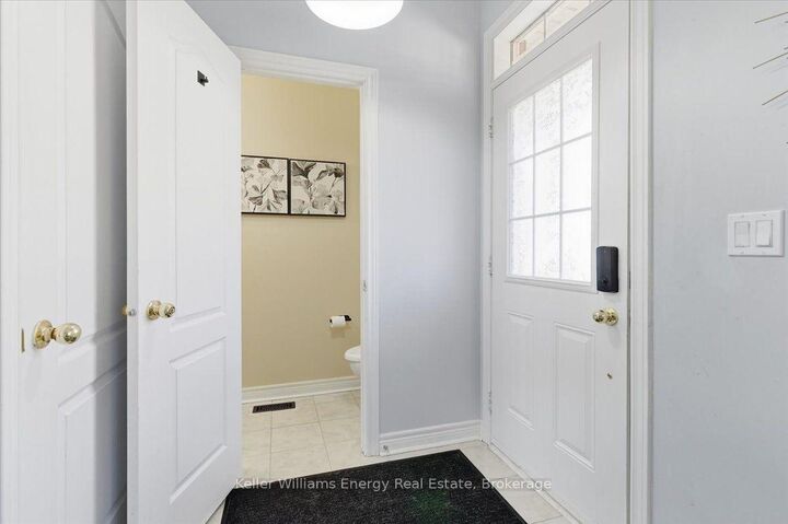 Property Photo: 2464 Earl Grey Avenue ON L1X 0B9