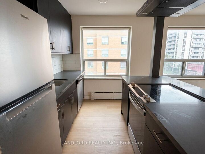 Property Photo:  420 Eglinton Avenue E 502  ON M4P 1L8 