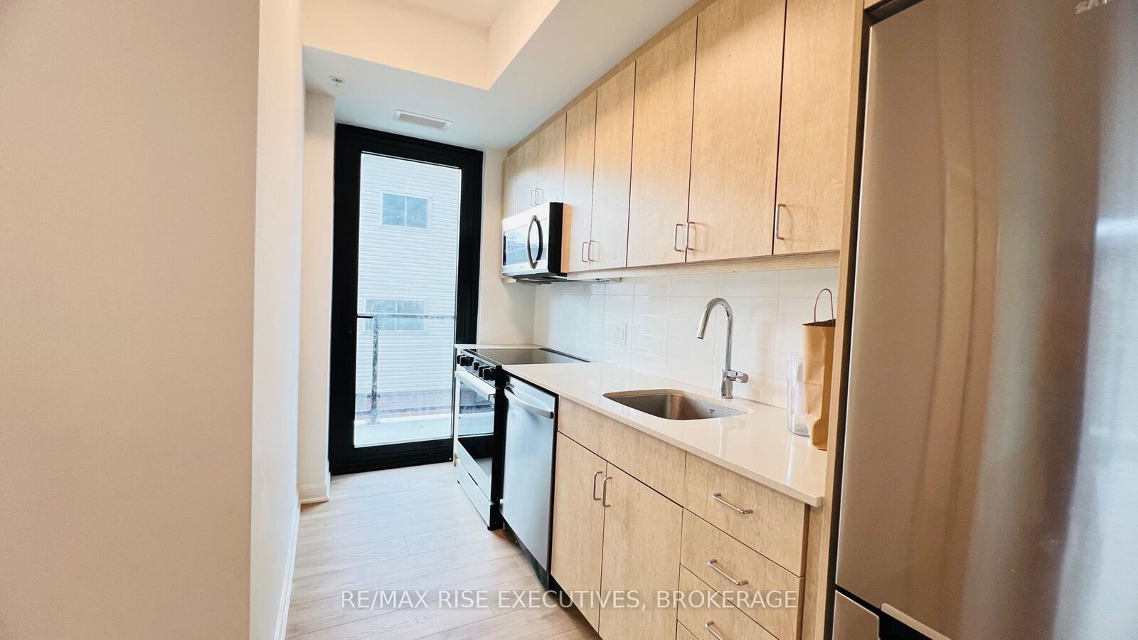Property Photo:  223 Princess Street 314  ON K7L 1B3 