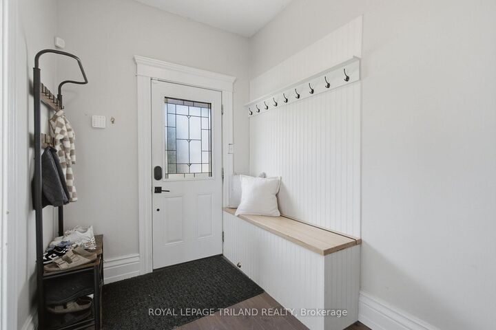 Property Photo:  54 Hume Street  ON N5Z 2N8 