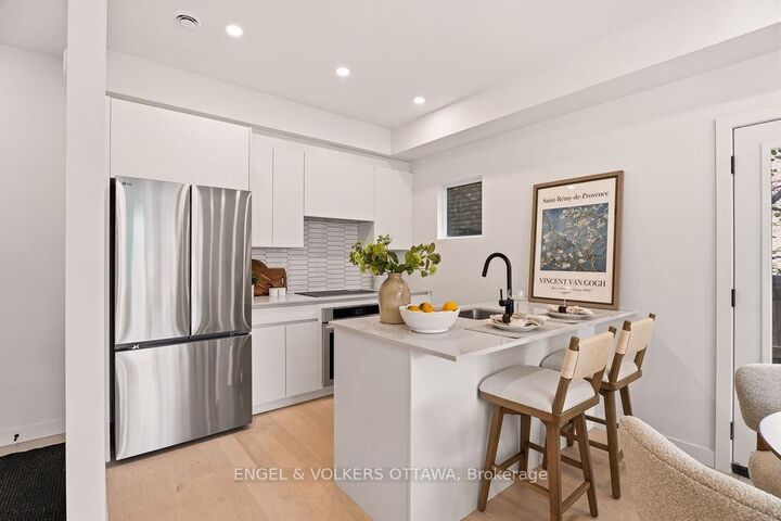 Property Photo:  49 Fairmont Avenue B  ON K1Y 1X4 