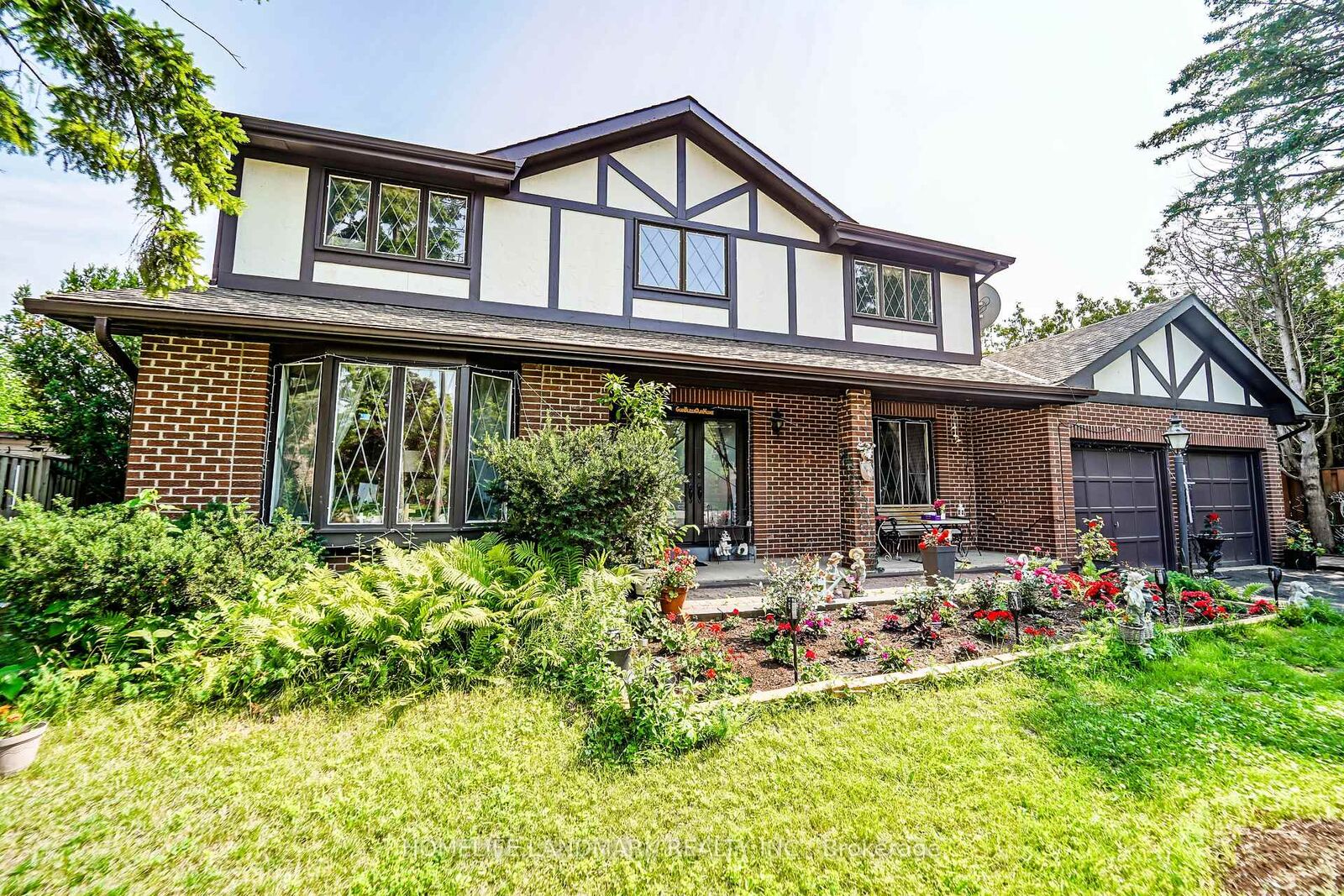 Property Photo:  3 Ruddell Place  ON M1C 3E4 
