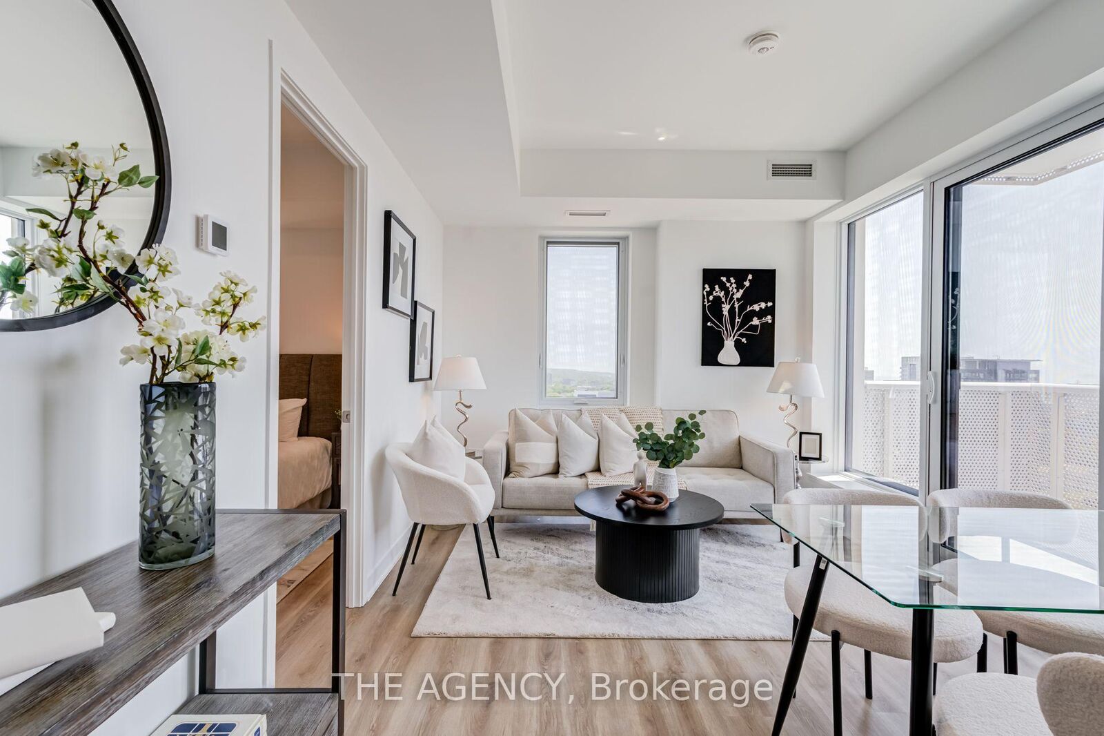 Property Photo:  10 Oak Street 2403  ON M5A 0Z1 