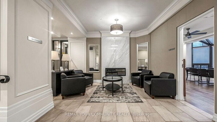 Property Photo:  5 Weldrick Road W 413  ON L4C 8S9 