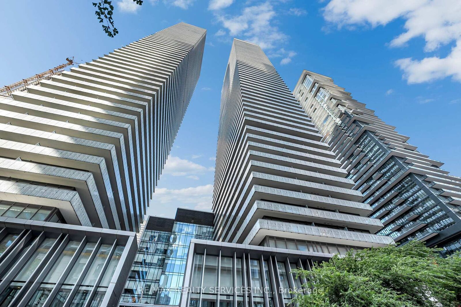 Property Photo:  50 Charles Street E 711  ON M4Y 0C3 