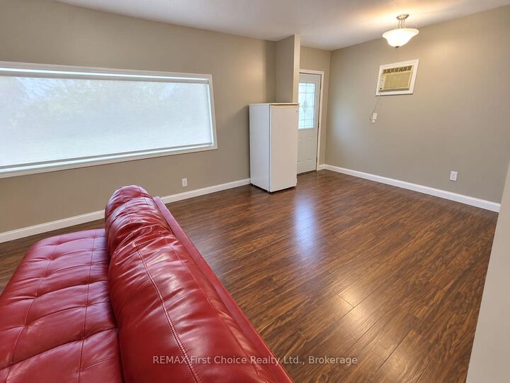 Property Photo:  216 Second Street Street  ON P0W 1L0 