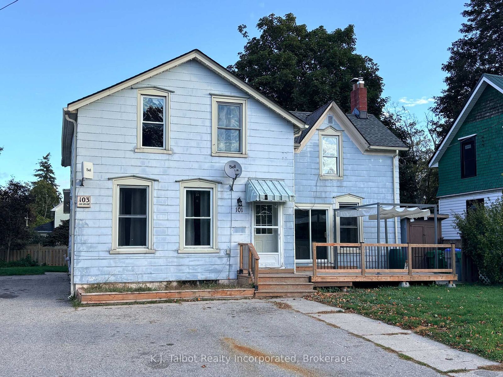 Property Photo: 101-103 Bruce Street E ON N7A 1S8