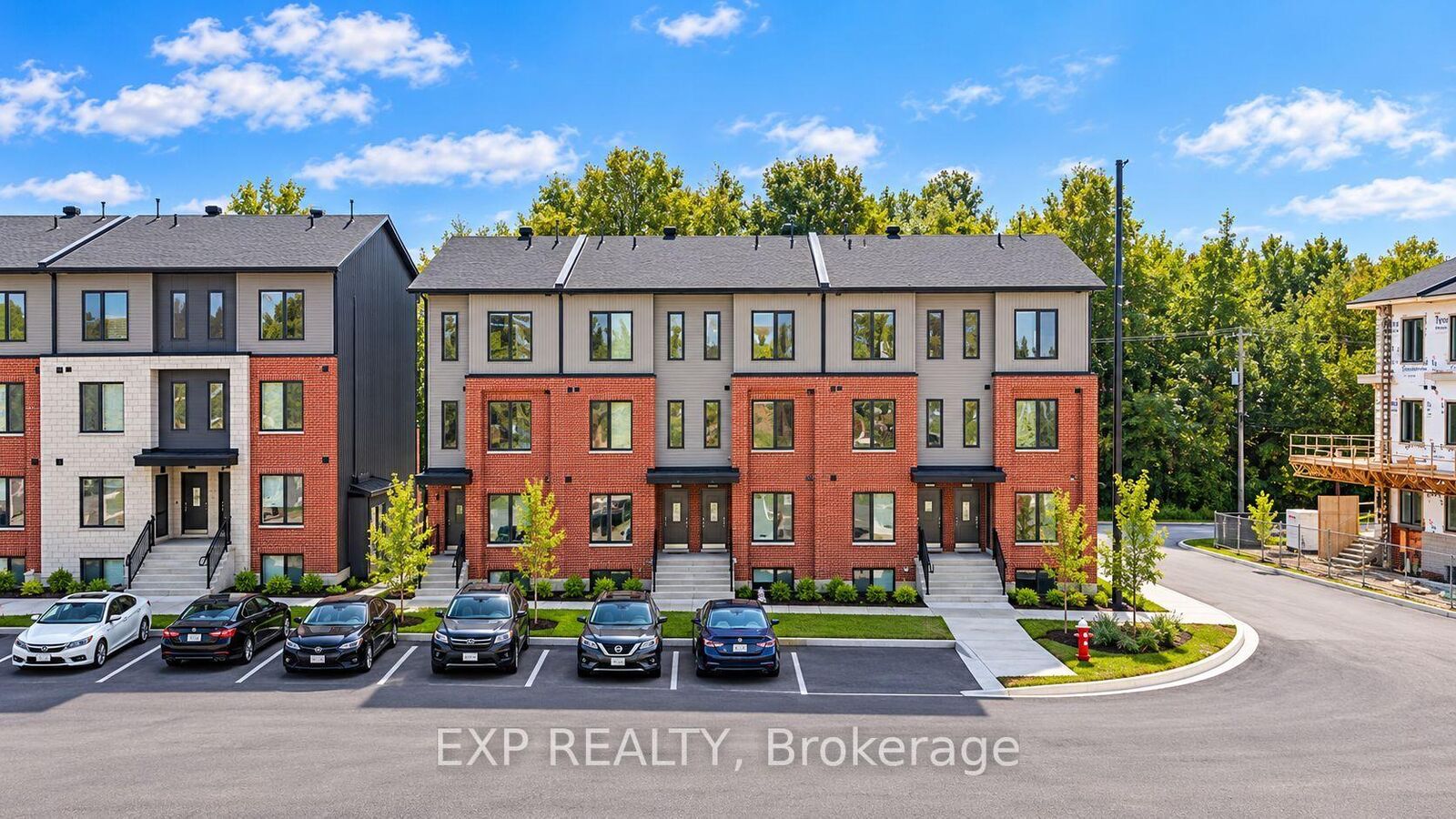 Property Photo:  221 Antelope Private  ON K2W 0C7 